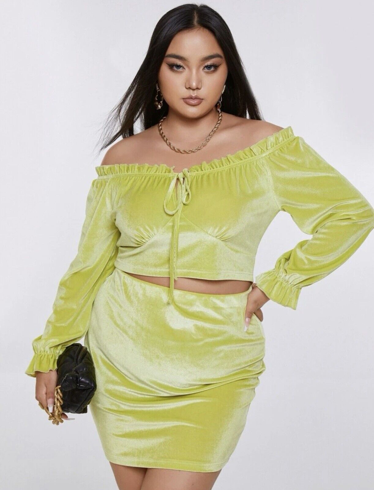 New 1x Xl Shein Plus Size Green Velvet Two Piece Top & Skirt